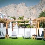 Solarium piscina casa el charcon