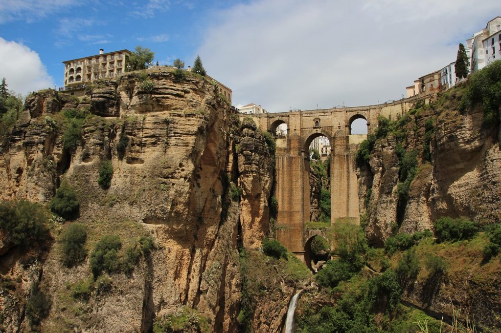 Vista de puente nuevo , Ronda , Malaga , Andalucia